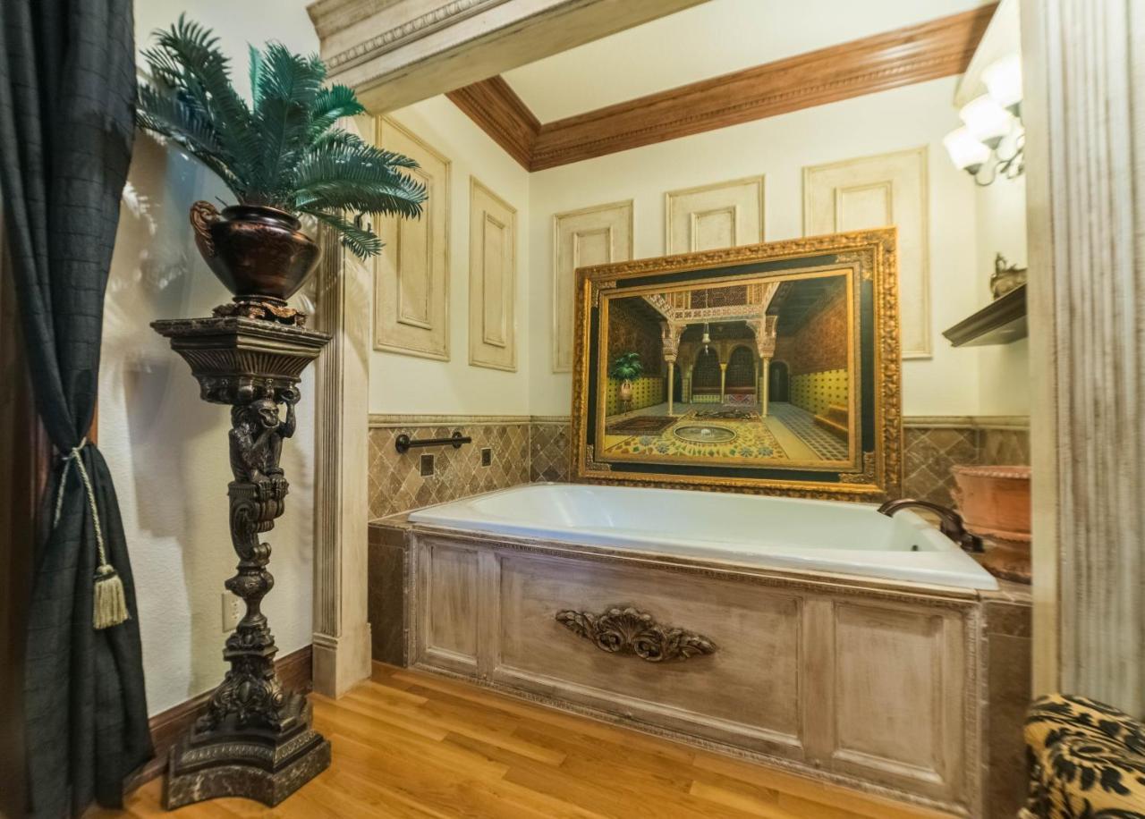 The Victoria Bed & Breakfast Bentonville Esterno foto