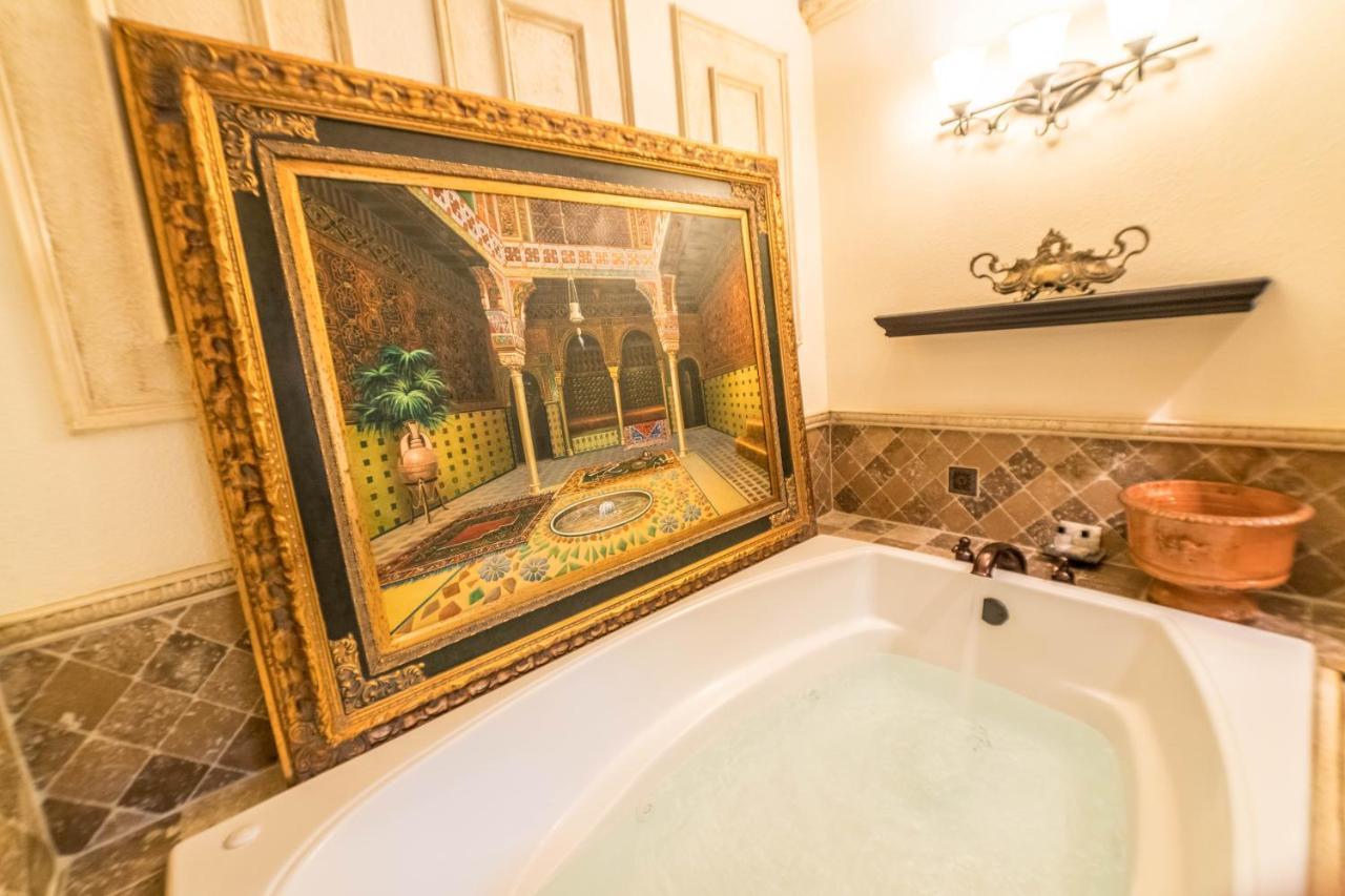 The Victoria Bed & Breakfast Bentonville Esterno foto
